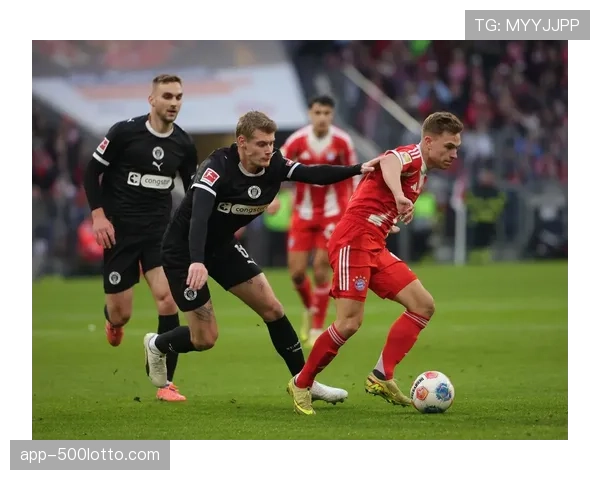 拜仁5-0横扫圣保利创单赛季105球纪录，77%控球率展现绝对统治力